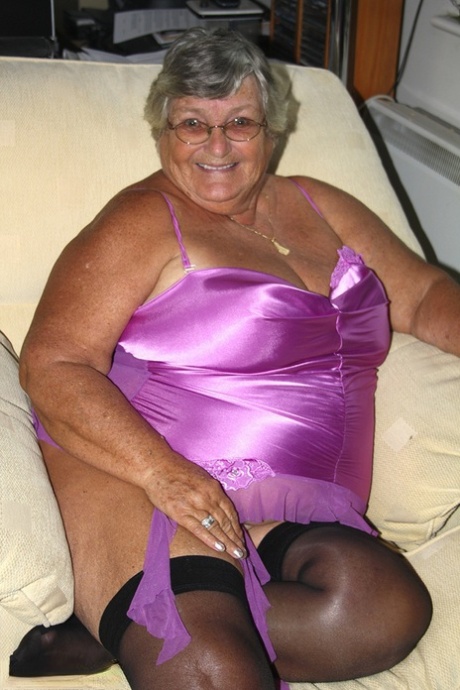 homemade granny caught naked gallery