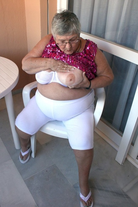 uncensored granny anal porno galleries