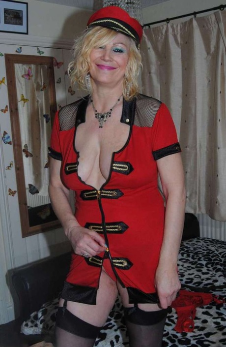 red granny nympho porno photo