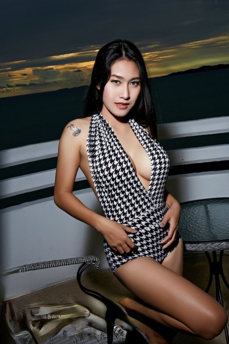 Lin Lin porno pic
