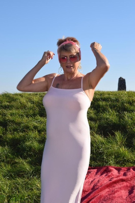 Mature Granny Saggytures Xxx Pics