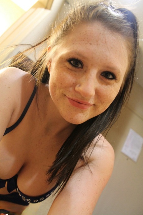 Freckles 18 naked picture