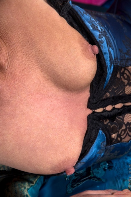 granny menopausal macromastia sex pics
