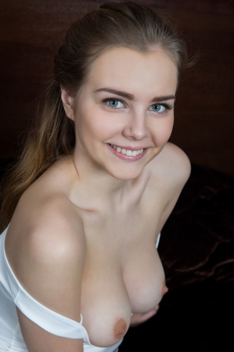Anna Goncharenko porno picture
