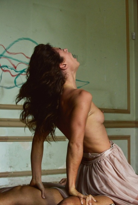 Julia Roca naked gallery